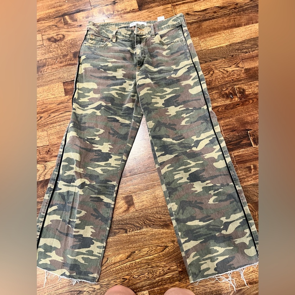 Zara wide leg camo pants